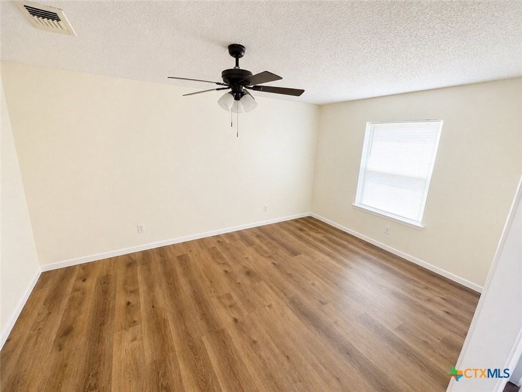 1709 Shoemaker Dr - Photo 7 of 12