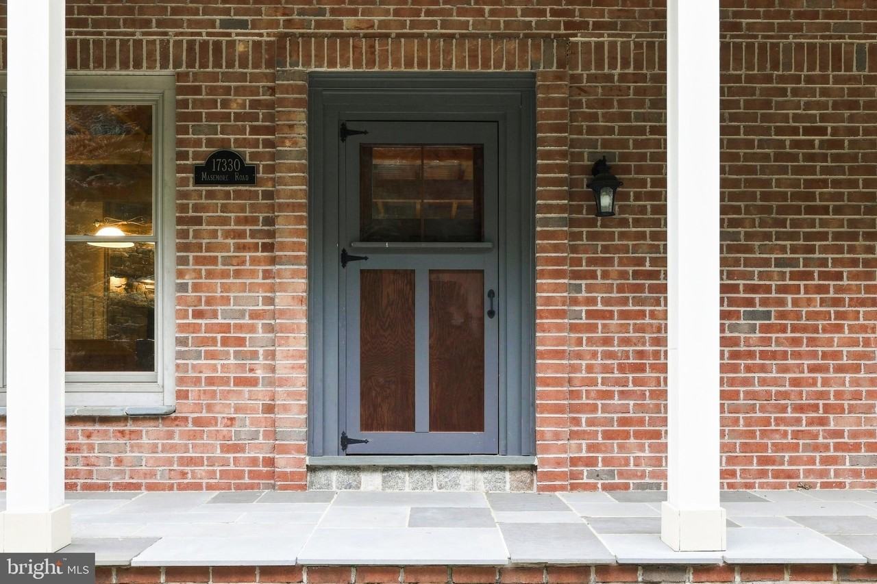 17330 Masemore Rd - Photo 4 of 50