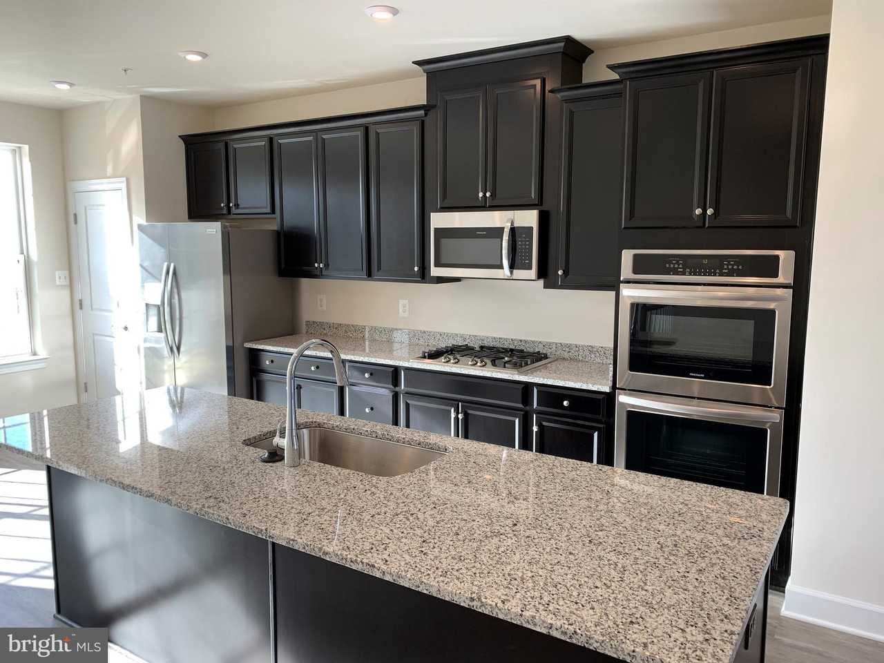 2871 Chalkstone Pl - Photo 5 of 24
