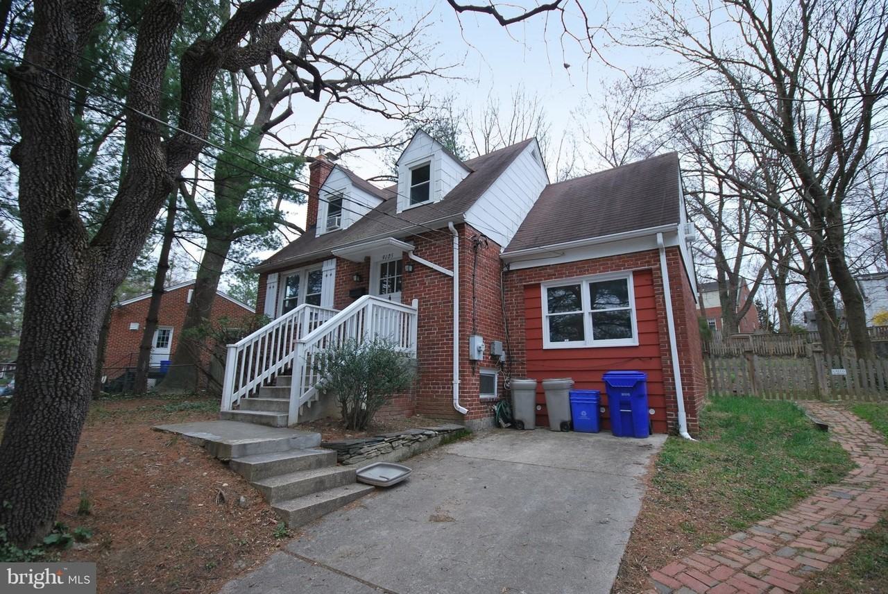 9105 Wire Ave - Photo 4 of 28
