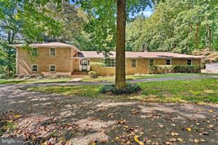 9409 Croom Acres Dr - Photo 1 of 1