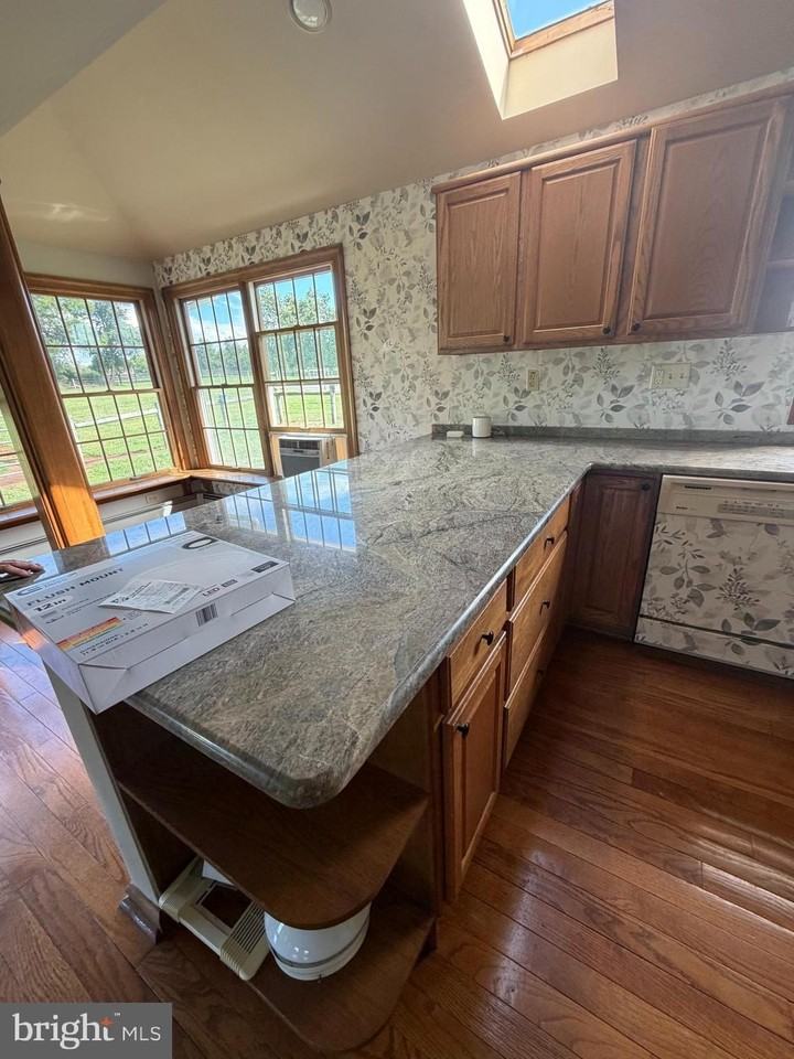 436 Pineville Rd - Photo 2 of 13