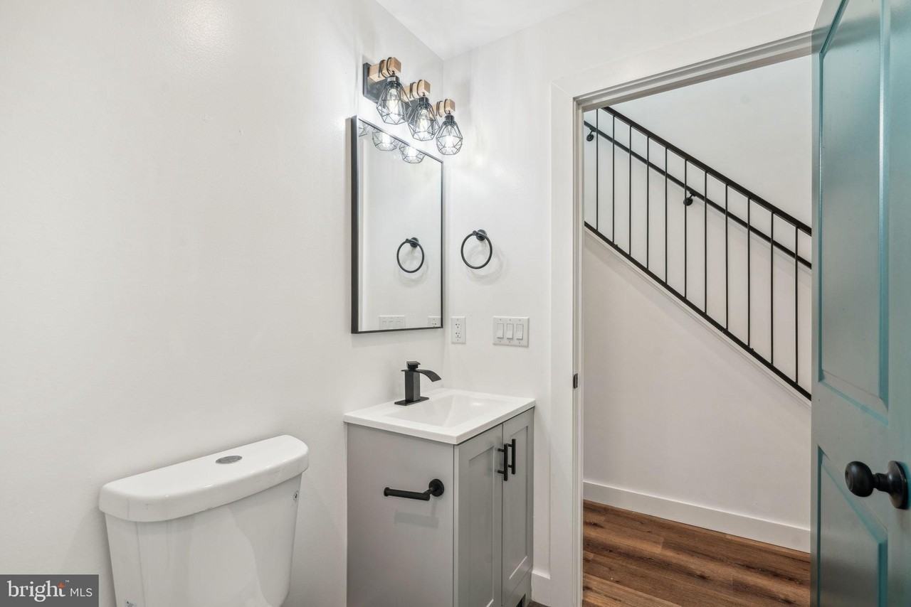 2616 N 11th St #3 - Photo 6 of 21