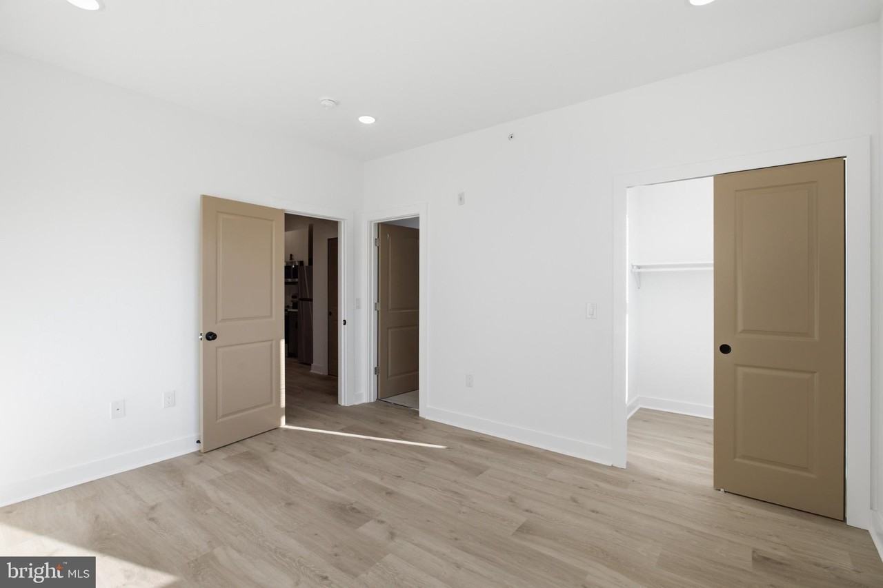 2322 N 5th St #2 - Photo 4 of 17