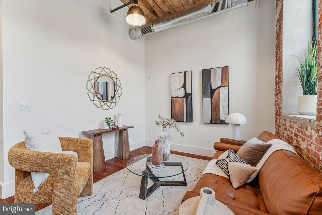 1801 N Howard St #106 - Photo 3 of 29