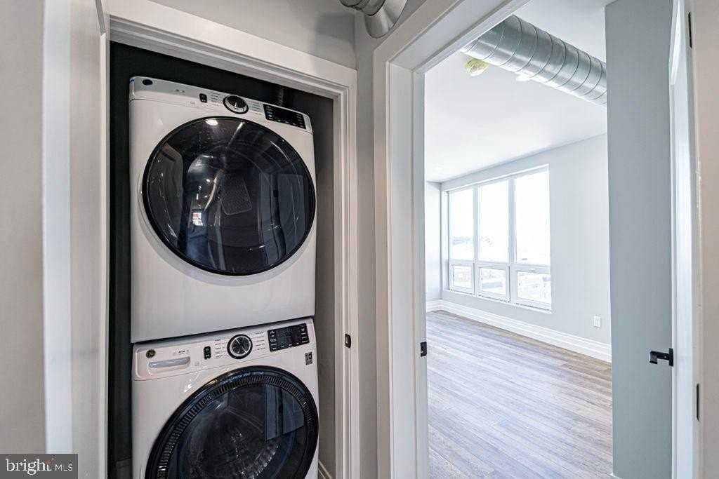 526 Brown St #602 - Photo 4 of 22