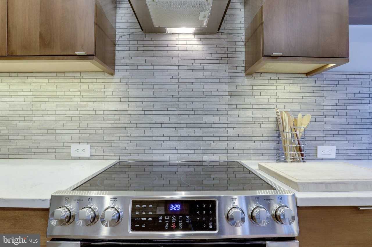 2906 13th St S #6-1 - Photo 4 of 28