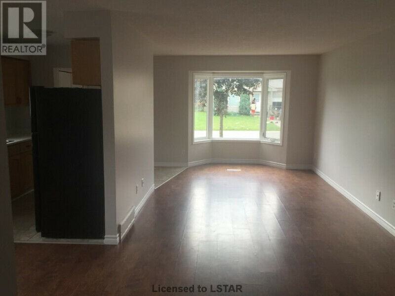 984 Prosperity Court - Photo 2 of 9