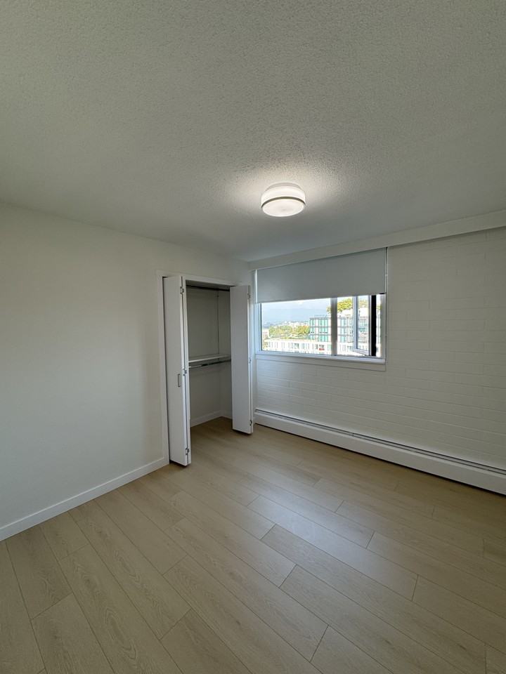 525 West 13th Avenue #1405 - Photo 4 of 5