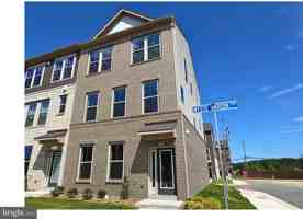 featured image of 43800 MYSTIC MAROON Terrace