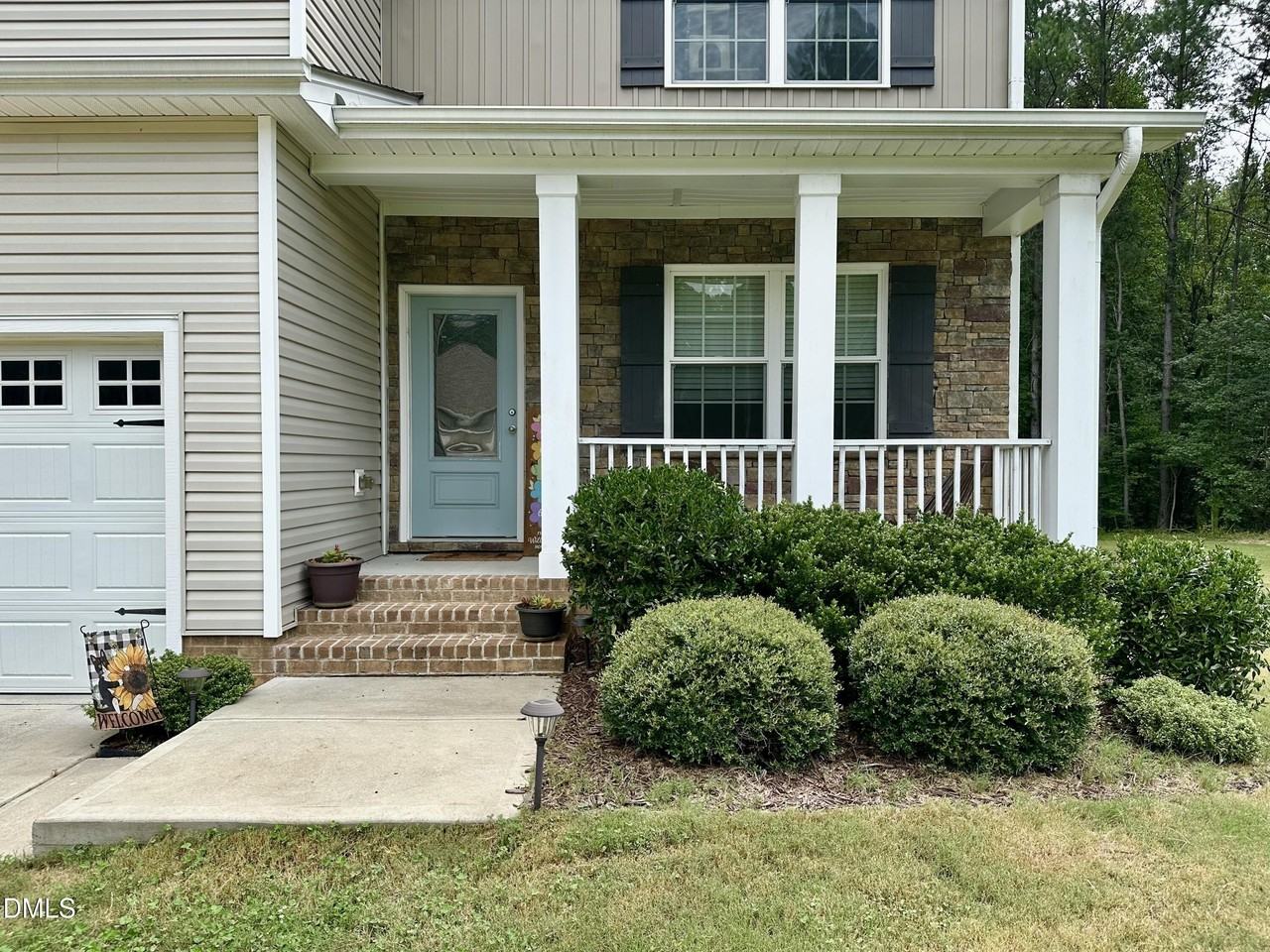 924 Weatherby Ln - Photo 3 of 29