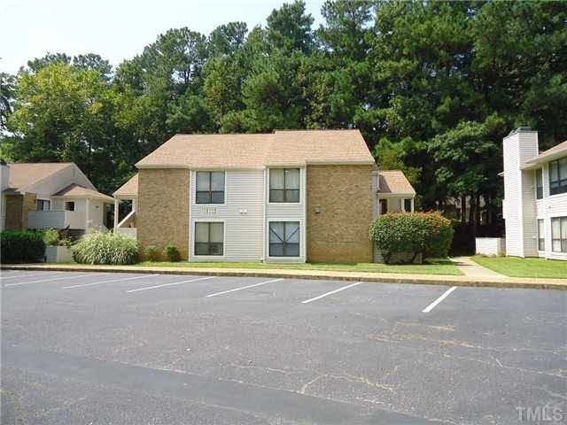 110 Manhattan Ct