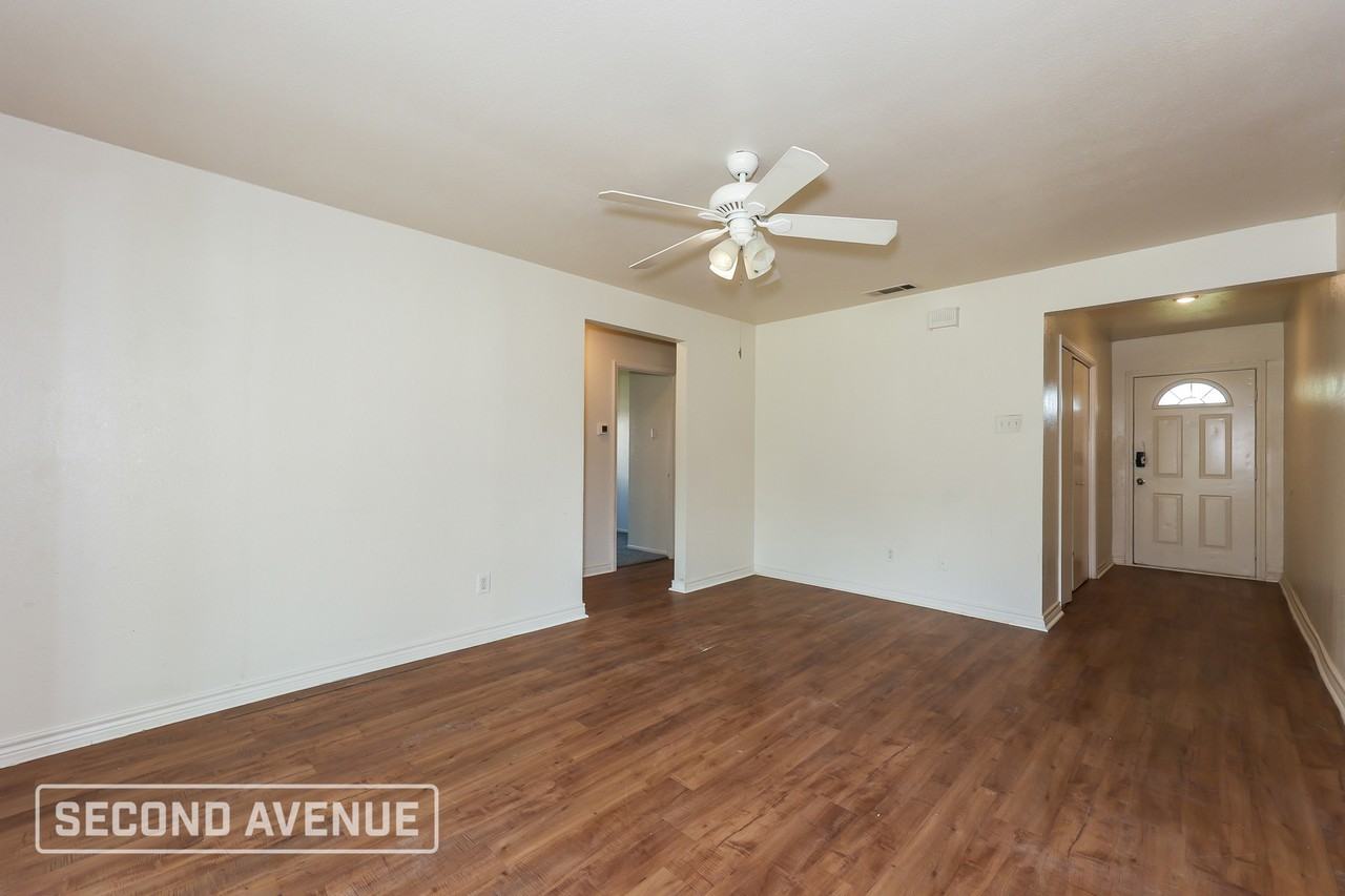 600 Carl C Senter St - Photo 5 of 27