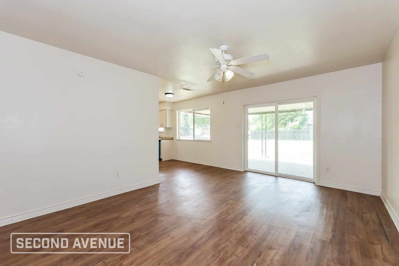 600 Carl C Senter St - Photo 7 of 27