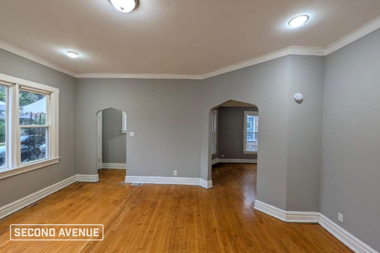 8512 S Aberdeen St - Photo 6 of 20