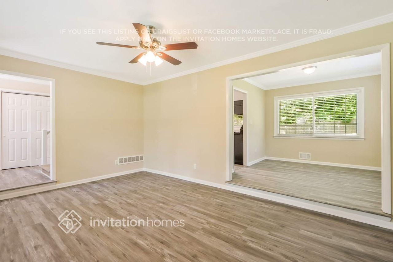 5224 Avery St Sw - Photo 6 of 27