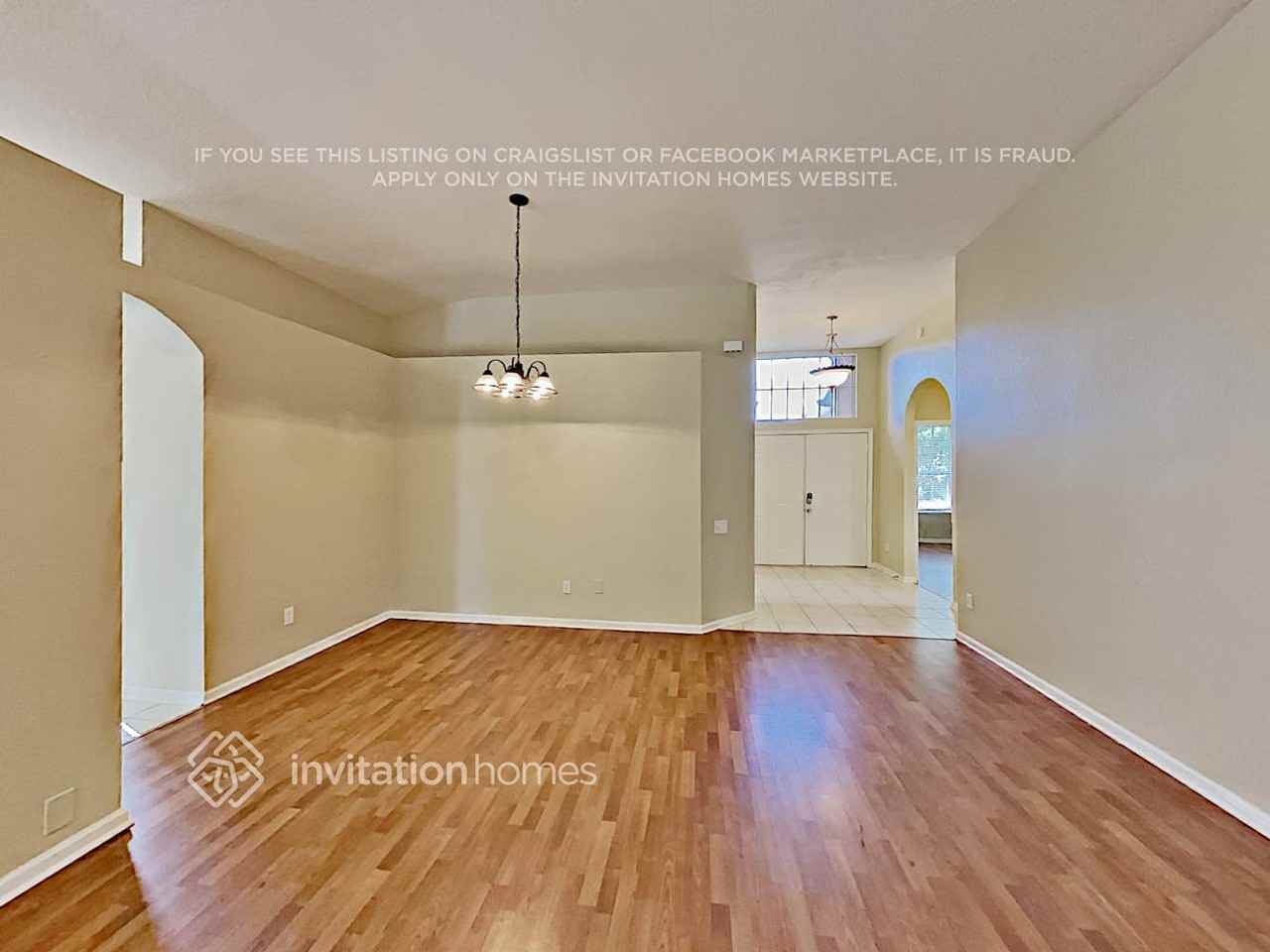282 Hanging Moss Cir - Photo 3 of 17