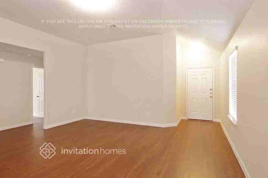 2011 Fairwood Knoll Ln - Photo 2 of 13