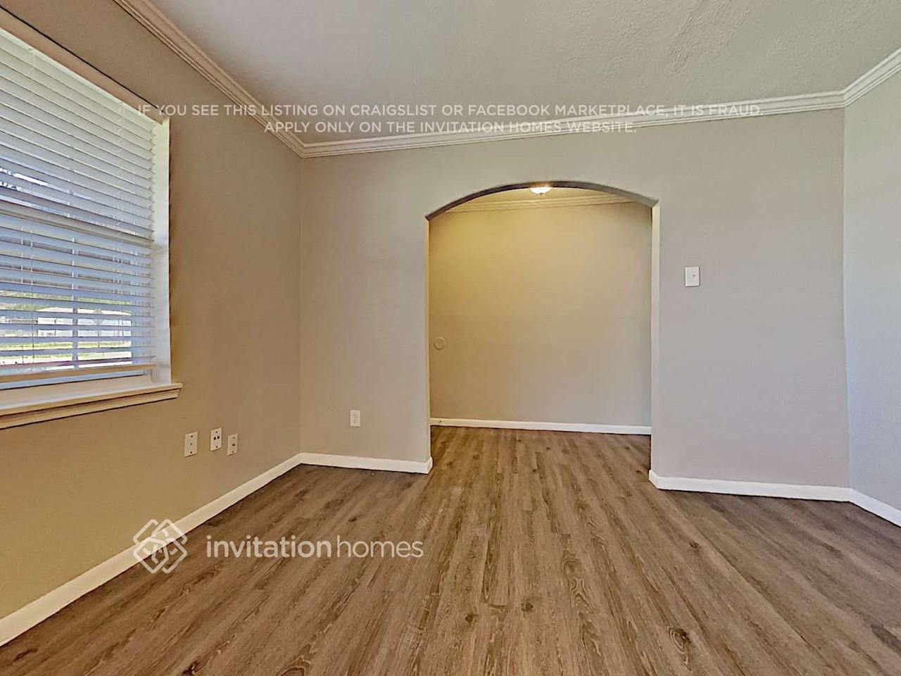 2705 Coy Dr - Photo 4 of 17