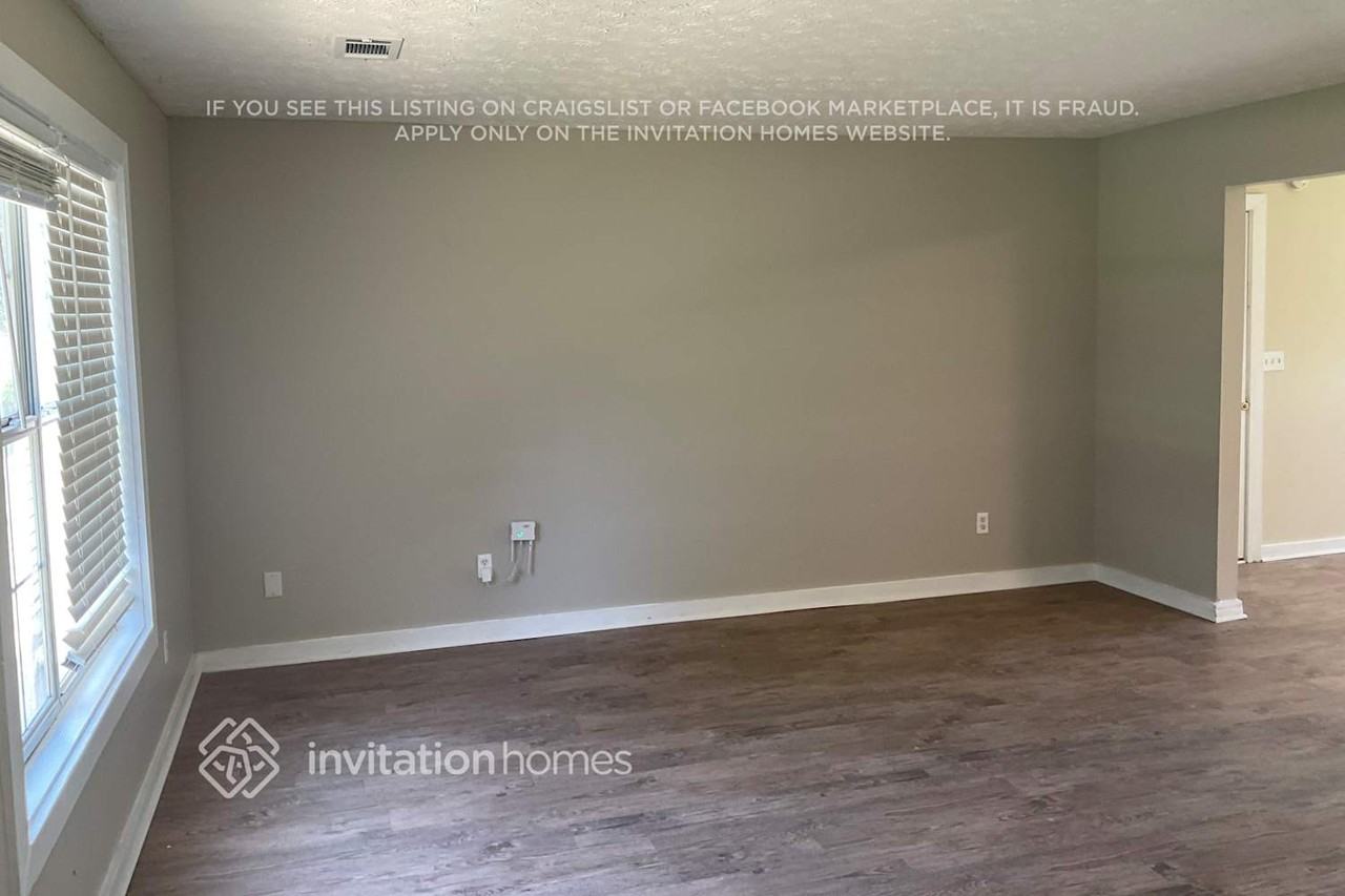 2740 Moon Rd - Photo 2 of 12