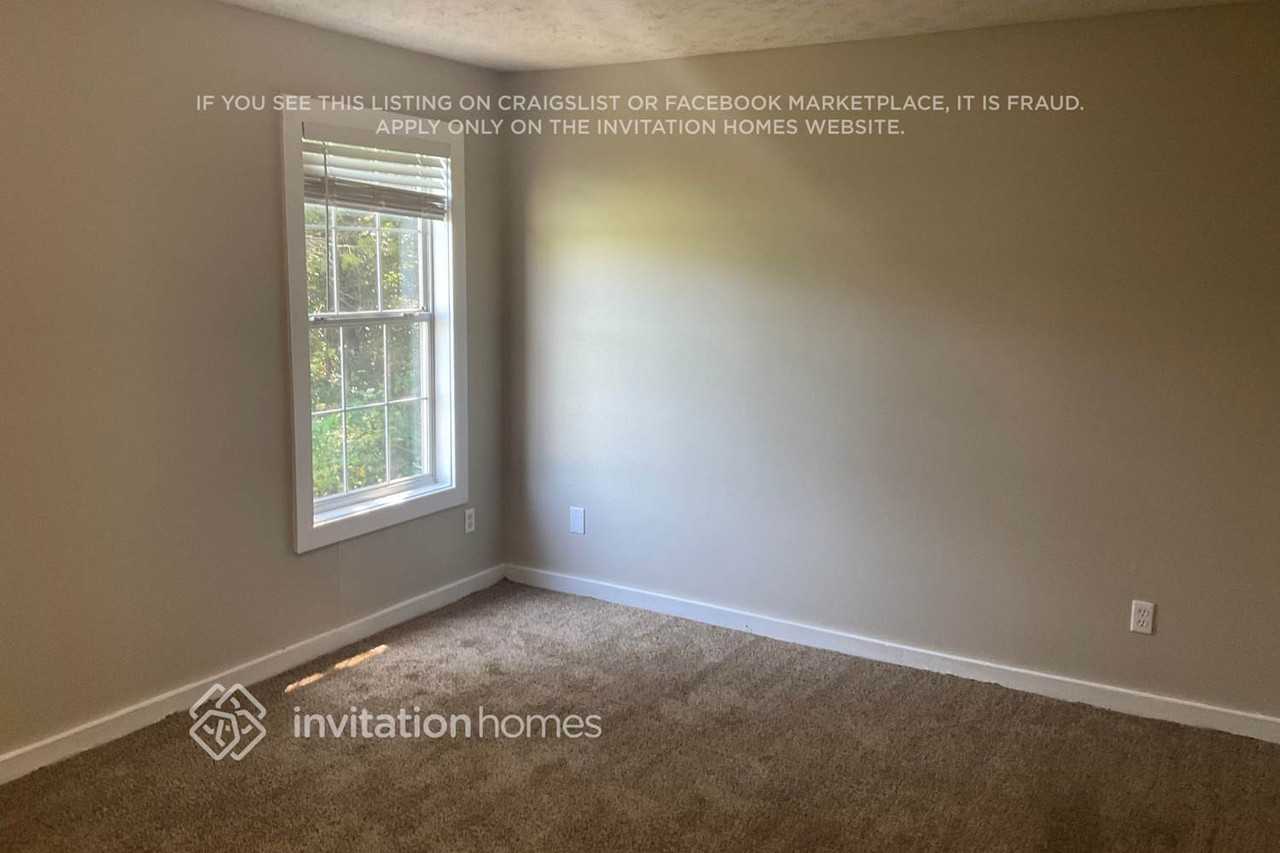 2740 Moon Rd - Photo 7 of 12