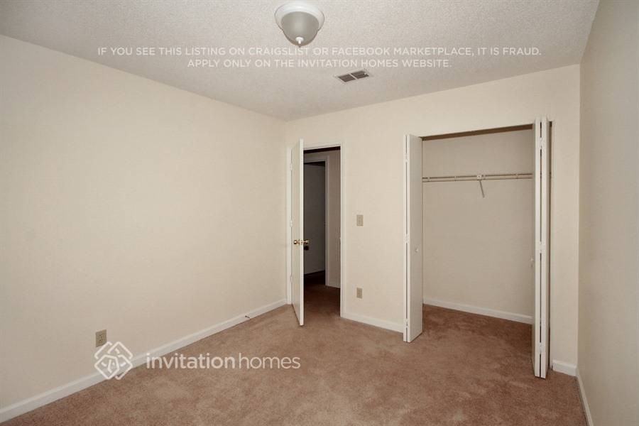 3041 Park Creek Ct - Photo 7 of 11