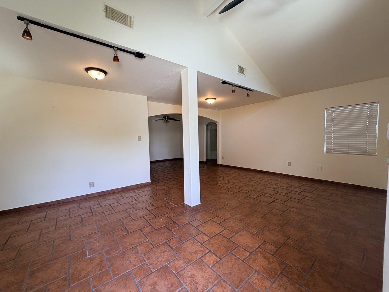 5030 Bonner Dr #1 - Photo 5 of 33
