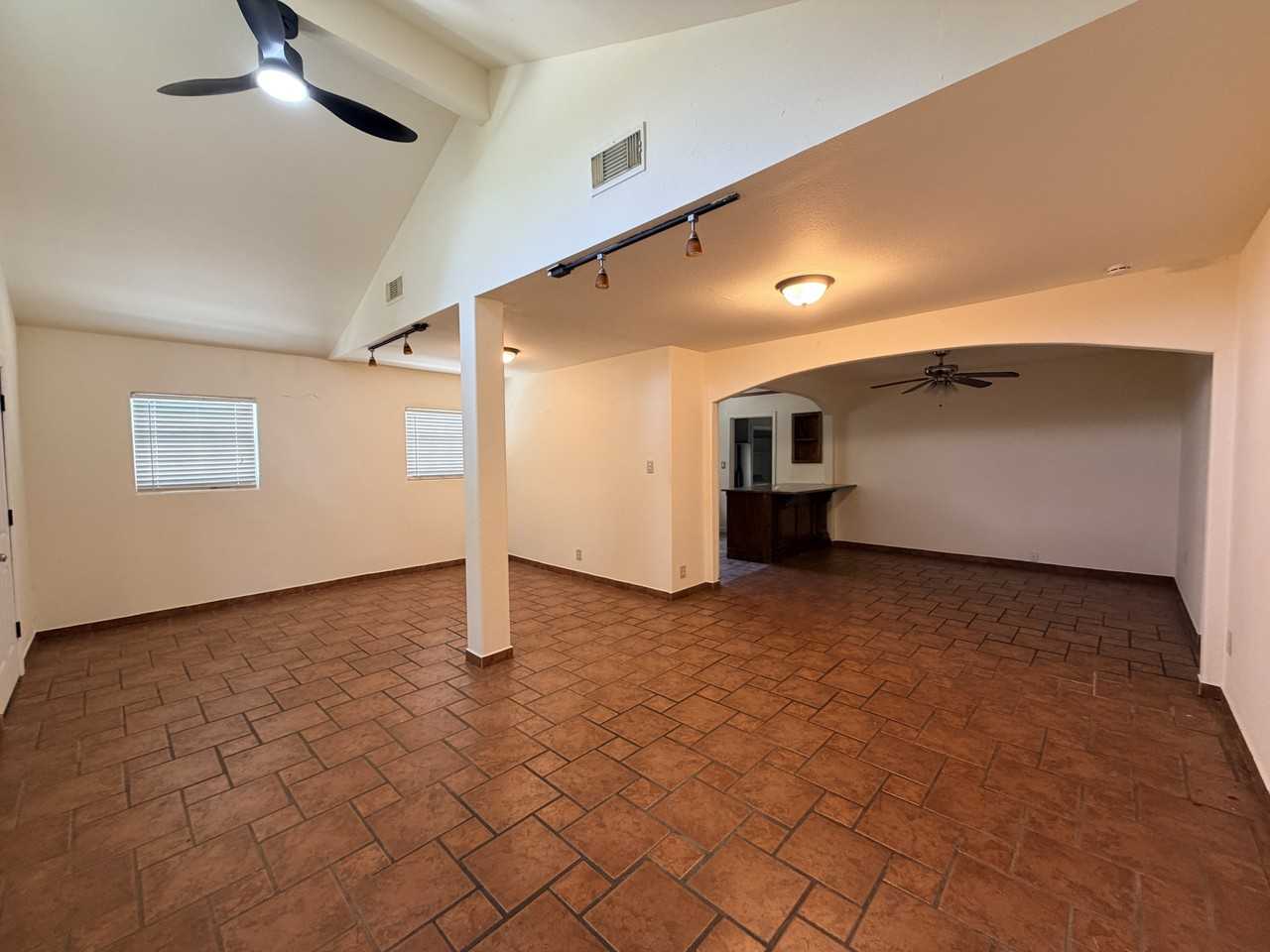 5030 Bonner Dr #1 - Photo 6 of 33