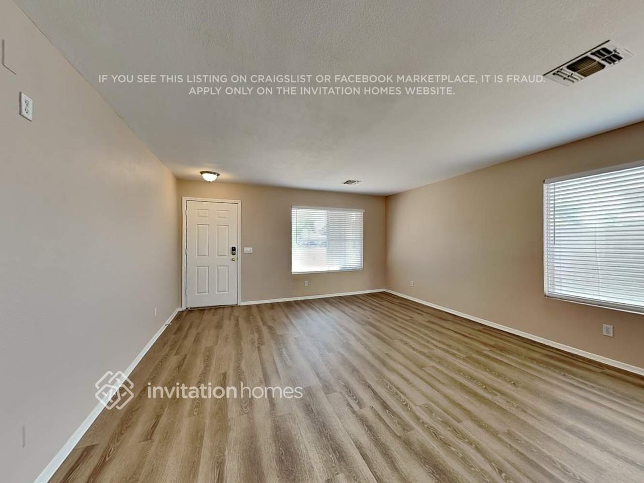 14572 N 154th Ave - Photo 6 of 23