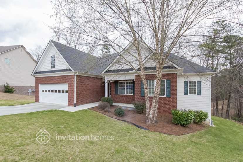 3640 Cedar Springs Ln - Photo 2 of 20