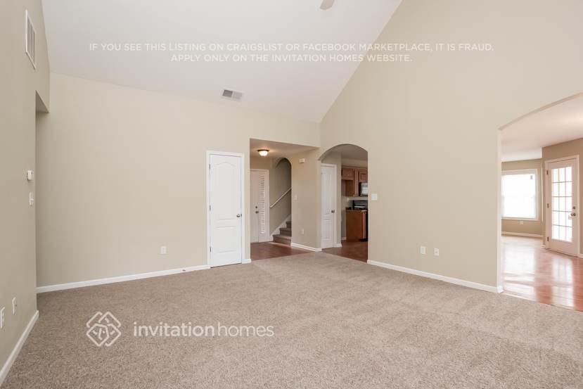 3640 Cedar Springs Ln - Photo 4 of 20