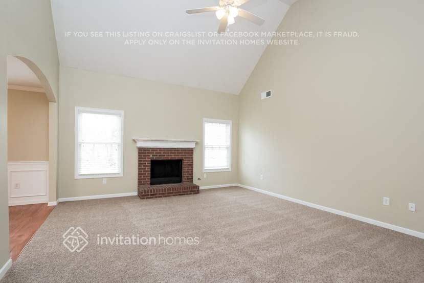 3640 Cedar Springs Ln - Photo 5 of 20