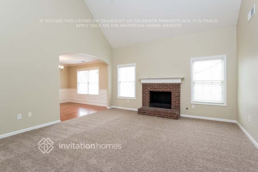 3640 Cedar Springs Ln - Photo 7 of 20