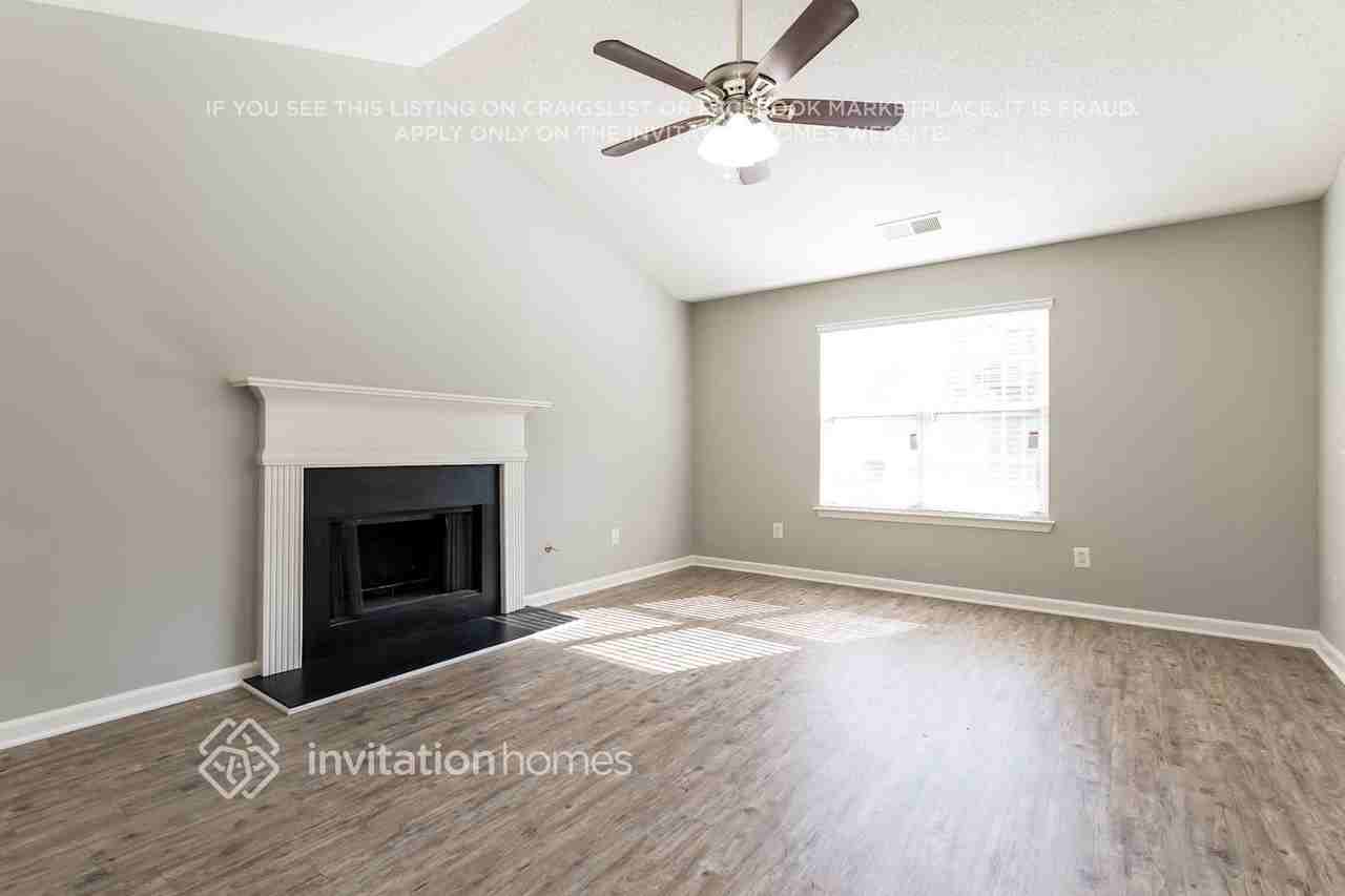 4611 Orange Dr Nw - Photo 4 of 20