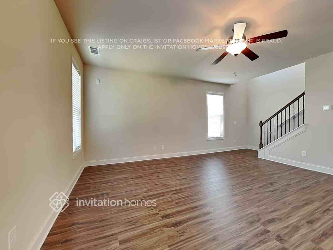 105 Moss Dr - Photo 5 of 22