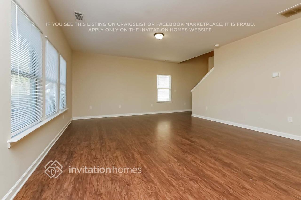 189 Forrest Park Ln - Photo 4 of 18