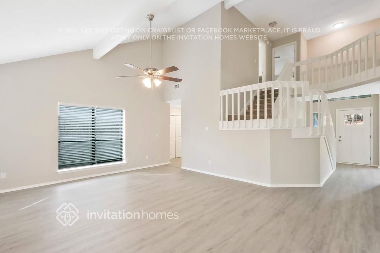 2120 Hunters Ridge Dr - Photo 4 of 28