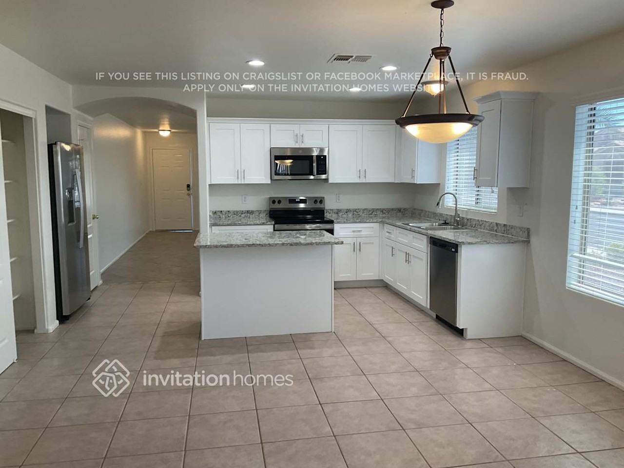 13127 W Port Royale Ln - Photo 5 of 19