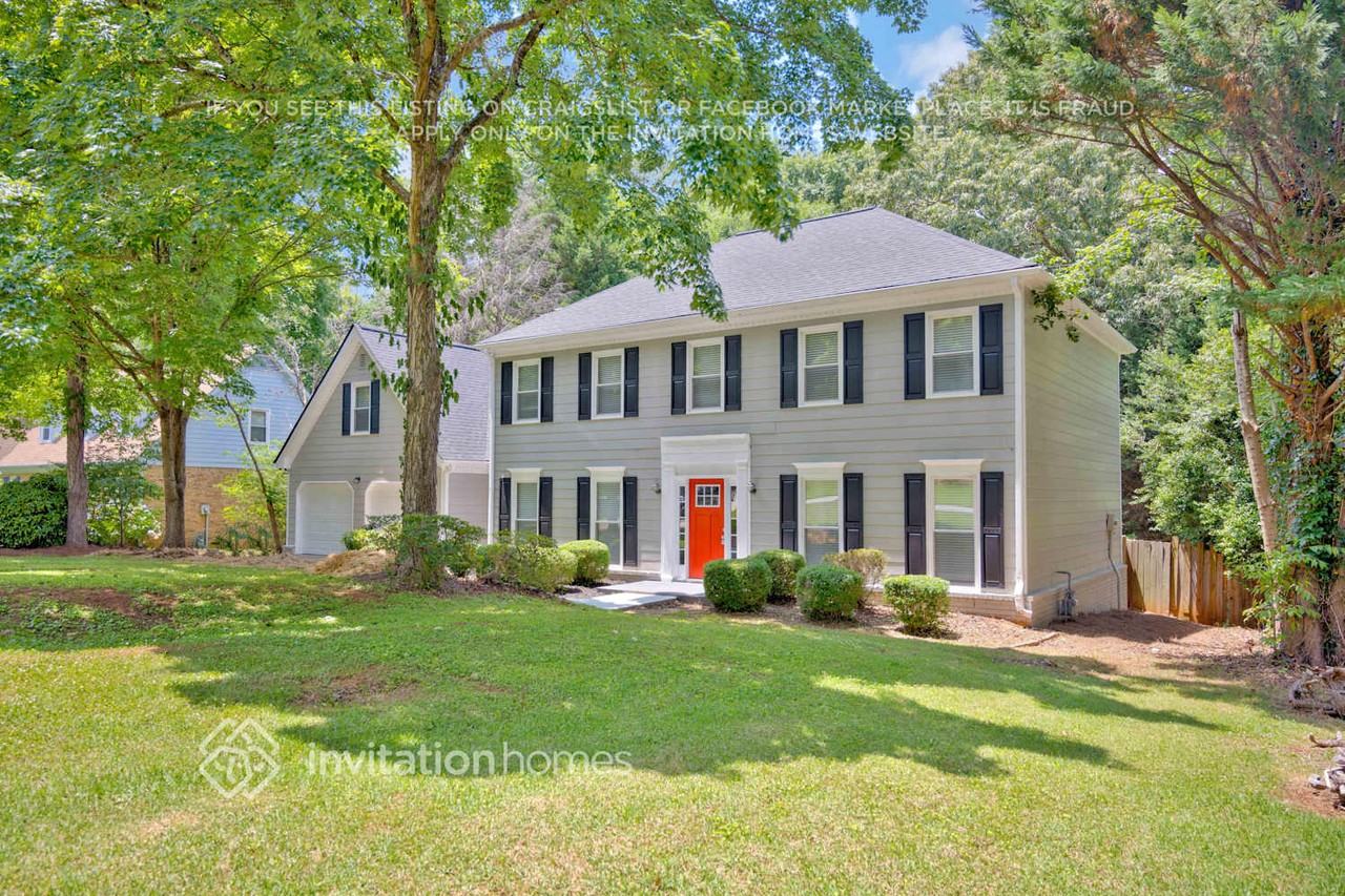 3031 Deanna Way - Photo 2 of 27