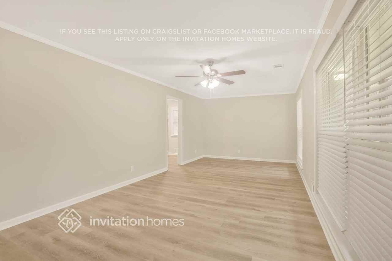 1707 Laurens Dr Sw - Photo 4 of 25