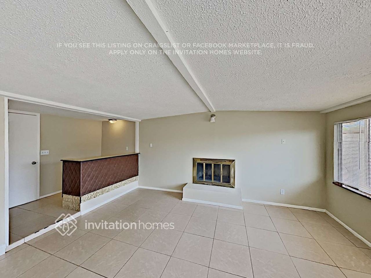 7016 W Wilshire Dr - Photo 3 of 15