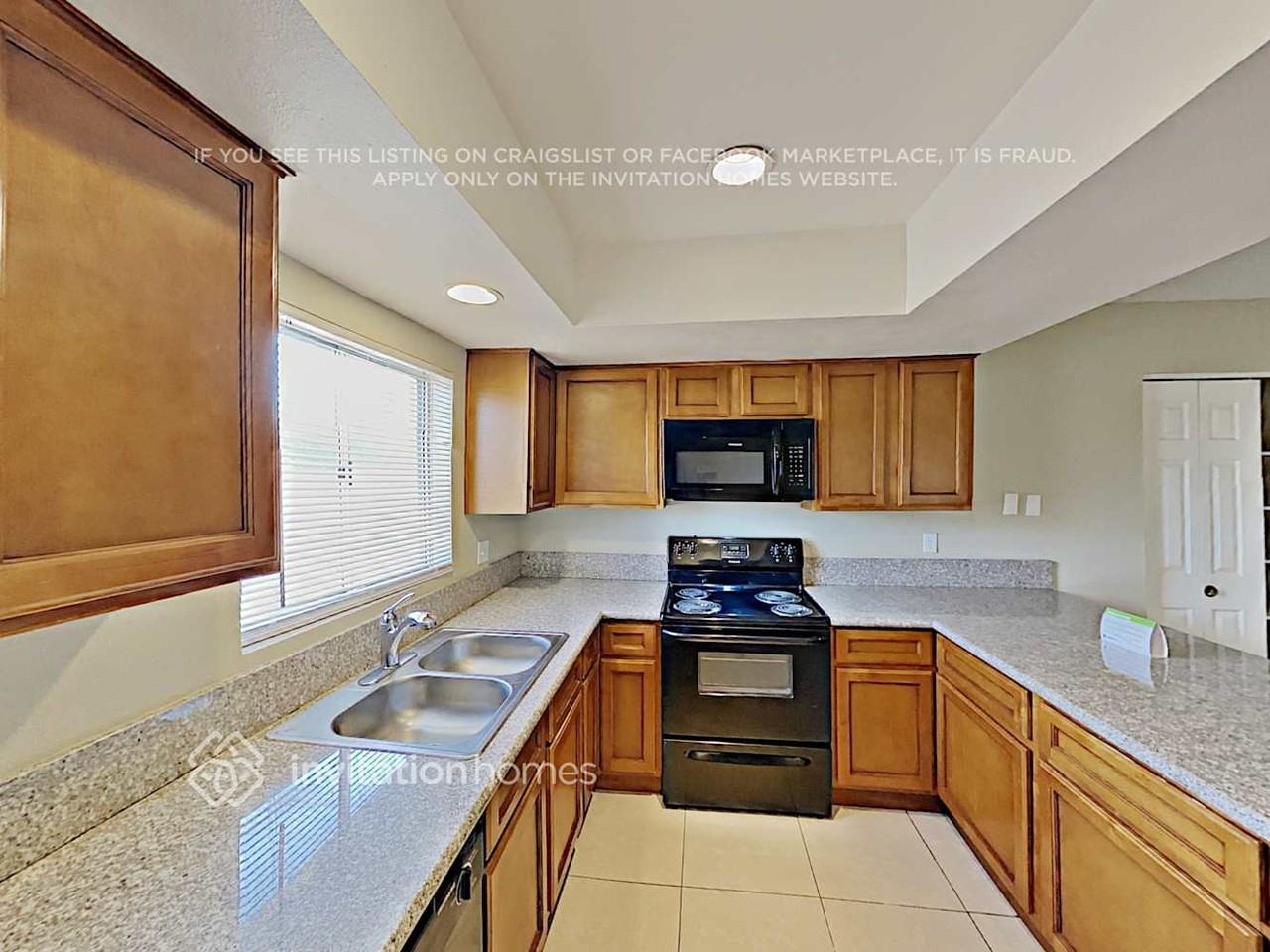 7016 W Wilshire Dr - Photo 7 of 15