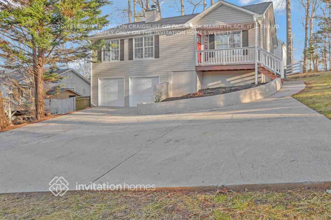 3335 Catalina Dr - Photo 3 of 25