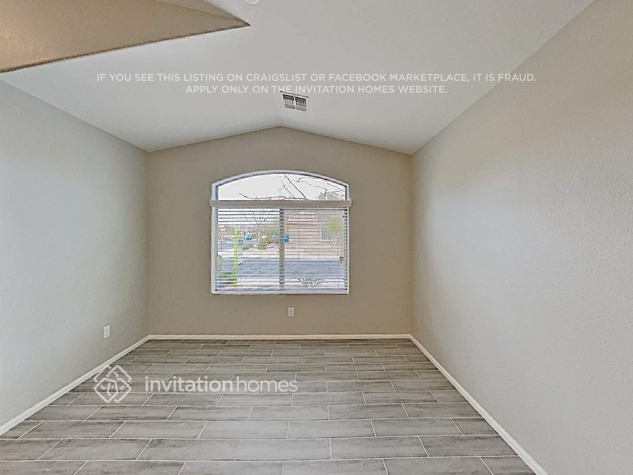 16097 W Kendall St - Photo 5 of 20