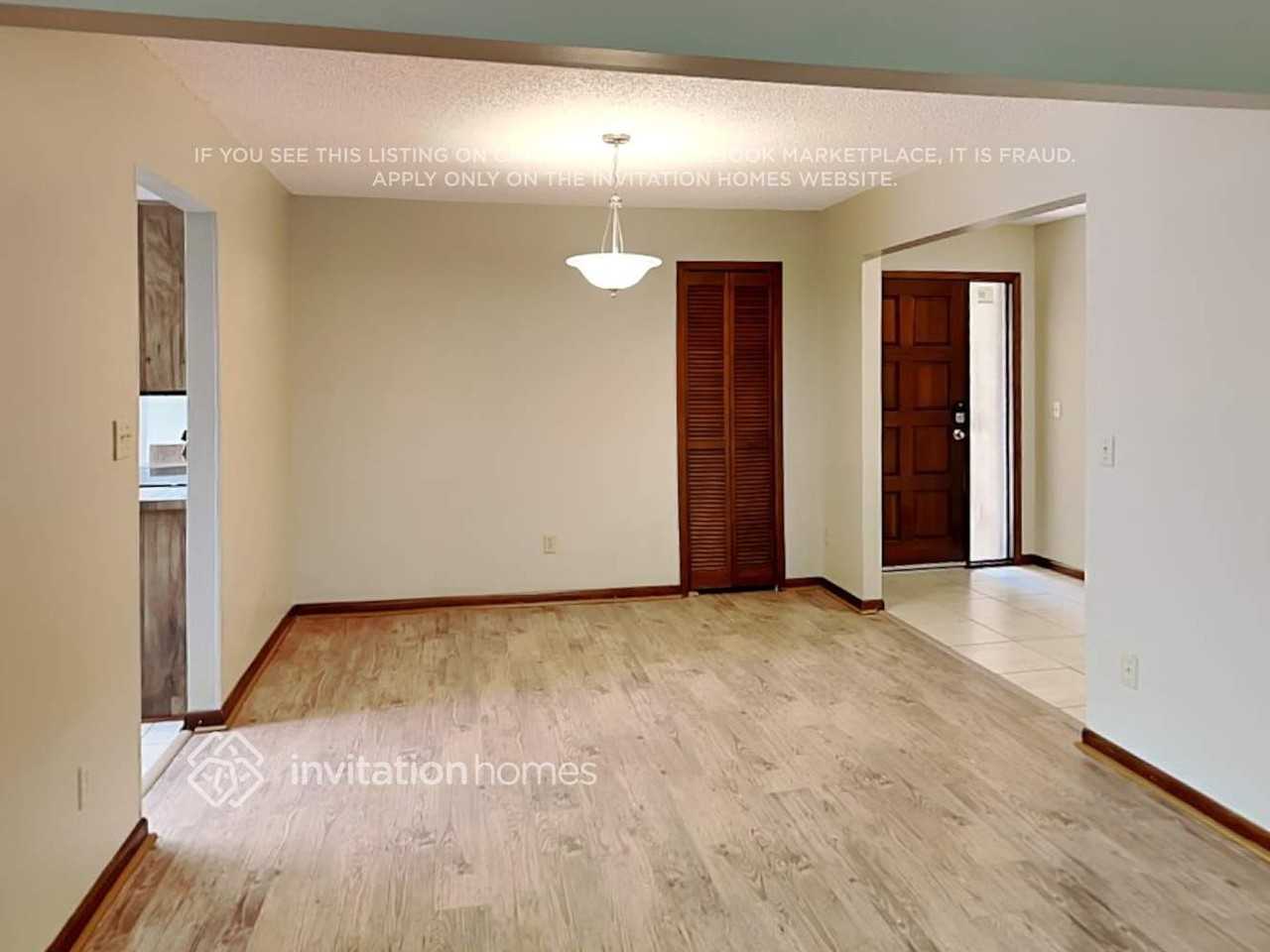 14906 Coldwater Ln - Photo 4 of 19
