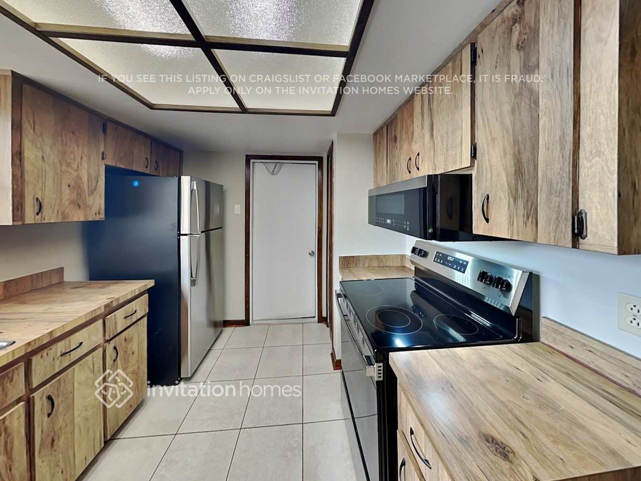 14906 Coldwater Ln - Photo 5 of 19
