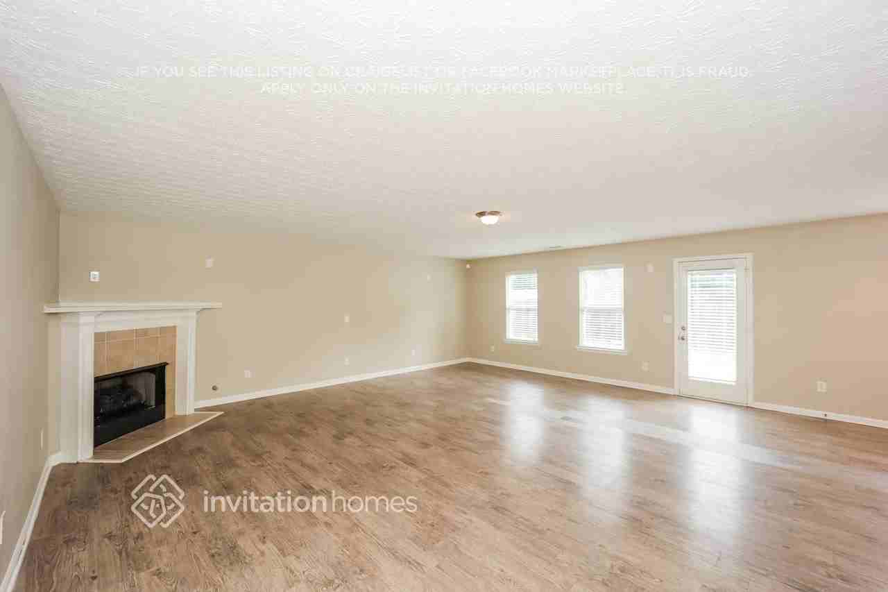 3099 Meadow Point Dr - Photo 6 of 18