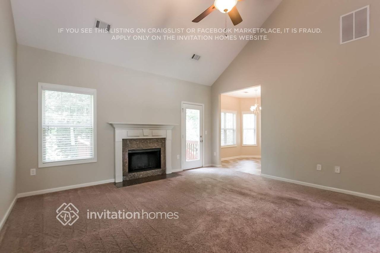229 Meadow Pt - Photo 5 of 20