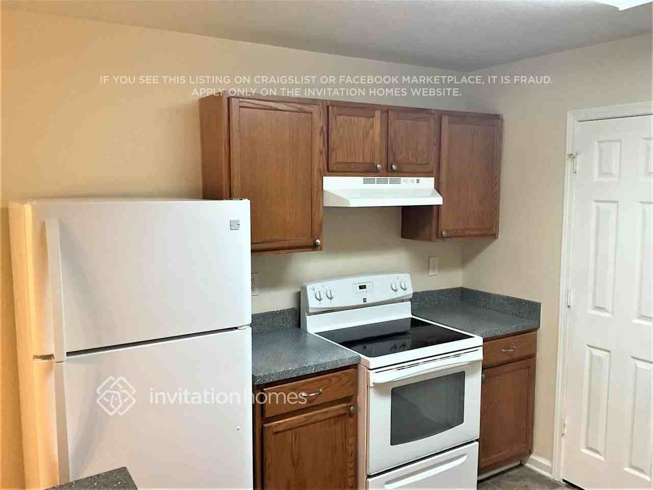 4410 Ravenwood Dr - Photo 5 of 15