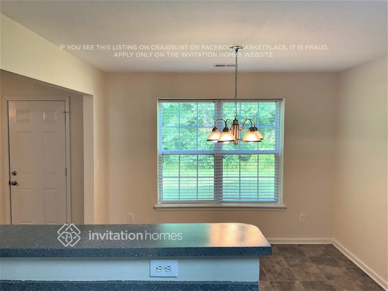 4410 Ravenwood Dr - Photo 7 of 15